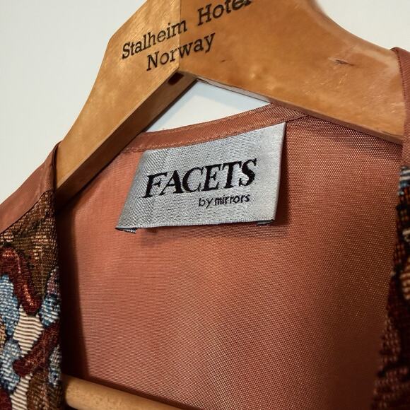 Vintage Facets Christmas Animals Vest Tapestry Santa, Bear, Puppy, Kitten Size S - Picture 5 of 14